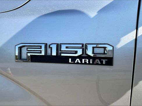 Used 2017 Ford F150 Lariat w/ Equipment Group 502A Luxury AWD/4WD image 24