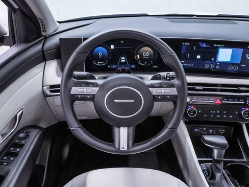 Certified 2025 Hyundai Tucson SEL image 20