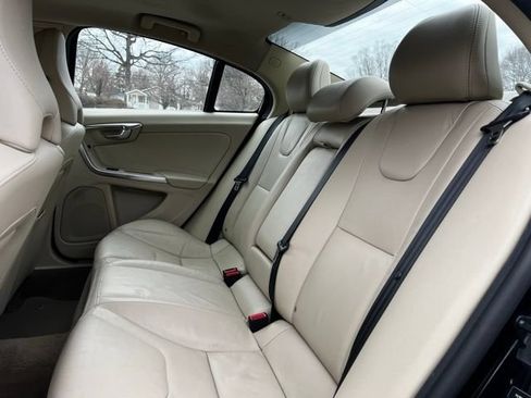 Used 2013 Volvo S60 T5 FWD image 16