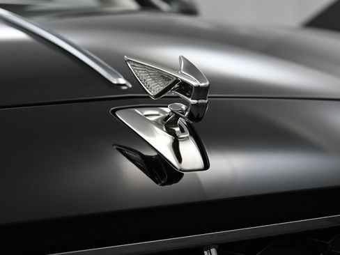 New 2026 Bentley Flying Spur Plug-In Hybrid AWD/4WD image 13