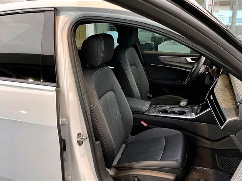 Certified 2025 Audi A6 2.0T Premium w/ Convenience Plus Package image 9