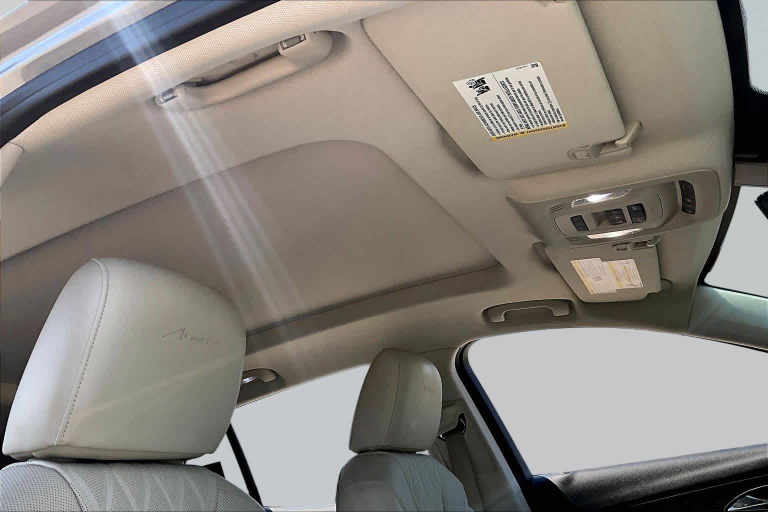 Used 2023 Buick Envision Avenir FWD image 14