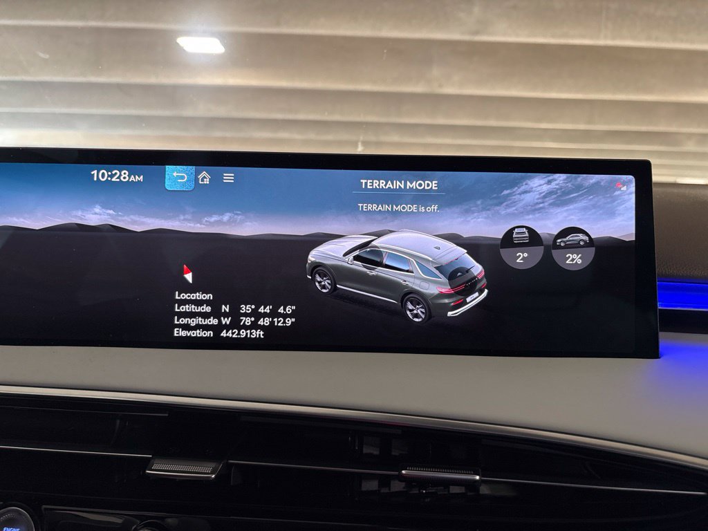 Used 2026 Genesis GV70 2.5T Advanced AWD/4WD image 24