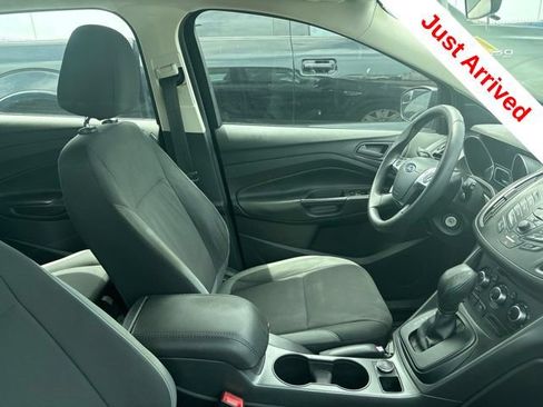 Used 2016 Ford Escape S FWD image 13