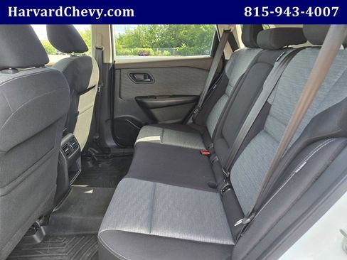 Used 2021 Nissan Rogue S image 25