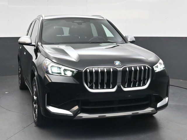 Used 2023 BMW X1 xDrive28i w/ Premium Package AWD/4WD image 11