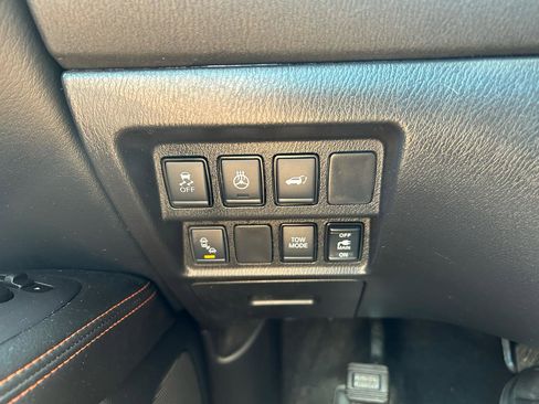 Used 2020 Nissan Pathfinder SL AWD/4WD image 21