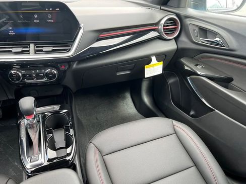 New 2026 Chevrolet Trax RS w/ Driver Confidence Package image 28