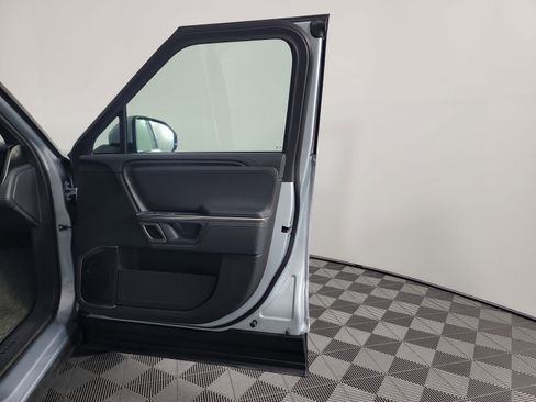 Used 2024 Rivian R1S Adventure AWD/4WD image 18