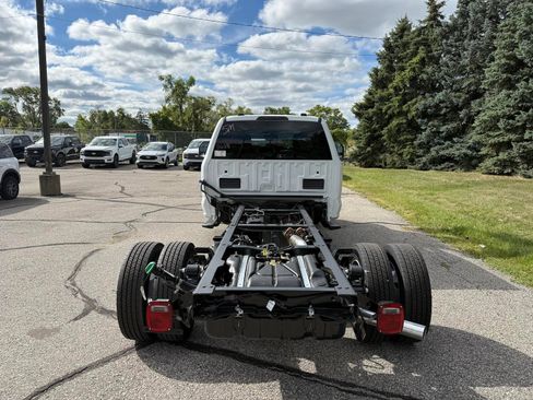 New 2026 Ford F550 4x4 SuperCab Super Duty image 5