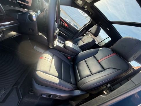 Used 2025 Chevrolet Traverse RS w/ LPO, Floor Liner Package image 13