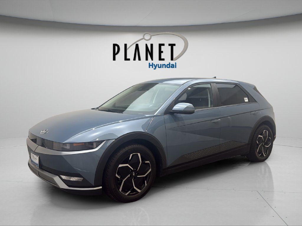 Certified 2023 Hyundai Ioniq 5 SEL AWD/4WD image 2