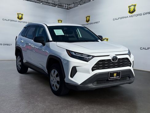 Used 2024 Toyota RAV4 LE image 7