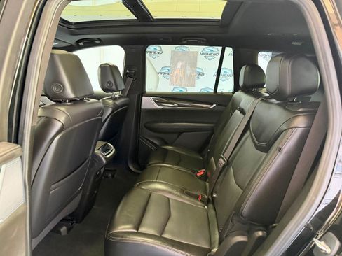 Used 2024 Cadillac XT6 Sport w/ Technology Package AWD/4WD image 20