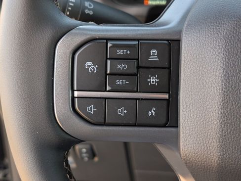 Used 2025 Ford F150 Lariat w/ Equipment Group 502A High image 24