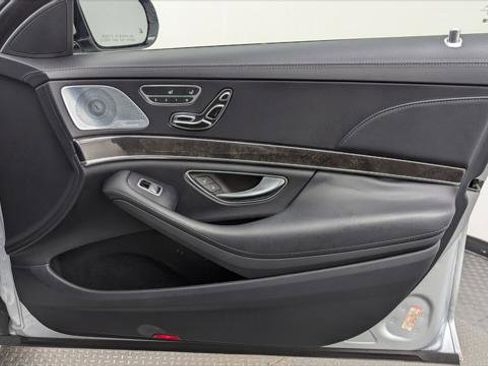 Used 2018 Mercedes-Benz S 450 Sedan image 23
