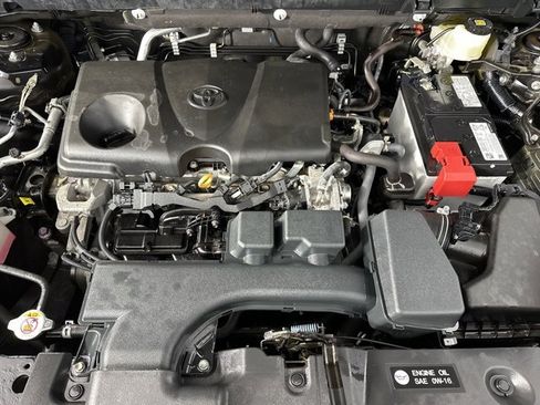 Used 2023 Toyota RAV4 LE image 10