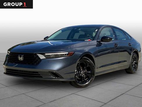 Certified 2025 Honda Accord SE image 1