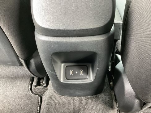 Used 2025 Hyundai Elantra SE w/ Cargo Package FWD image 27