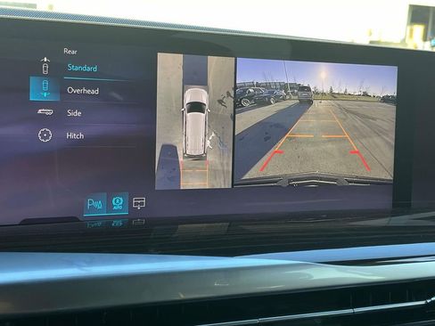 New 2026 Cadillac Escalade Luxury image 40