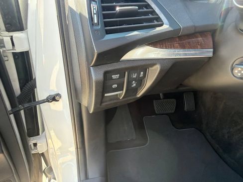 Used 2020 Acura MDX FWD image 21