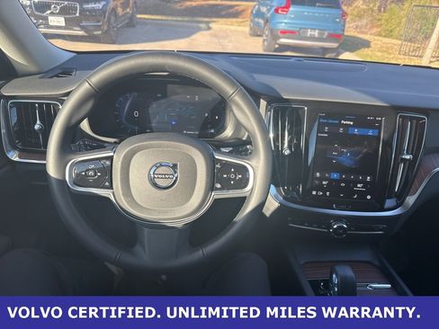 Certified 2025 Volvo V60 B5 Cross Country Plus image 19