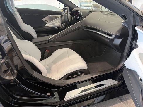Used 2023 Chevrolet Corvette Stingray Preferred Cpe w/ 2LT RWD image 12