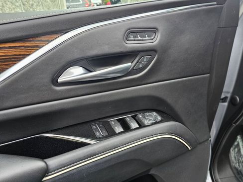 Used 2021 Cadillac Escalade Premium Luxury w/ LPO, Floor Liner Package AWD/4WD image 30