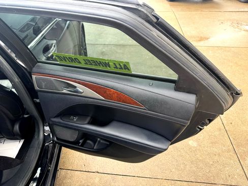 Used 2017 Lincoln MKZ Reserve w/ Climate Package image 16