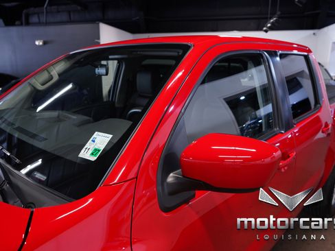 Used 2022 Nissan Frontier SV image 12