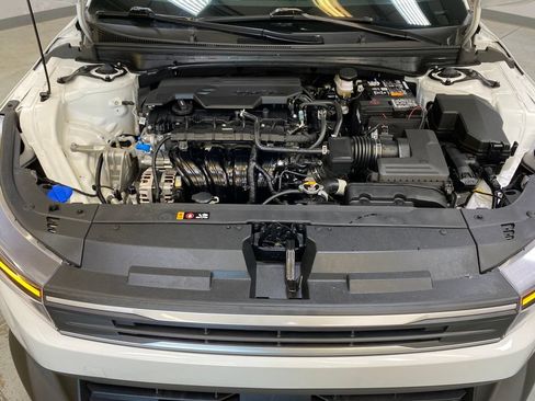 Used 2025 Kia K4 FWD image 9