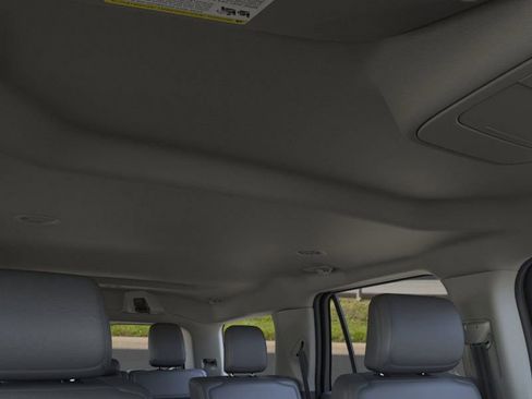 New 2026 Ford Expedition Active image 22