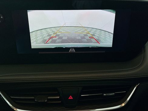 Used 2025 Buick Encore GX Preferred image 23