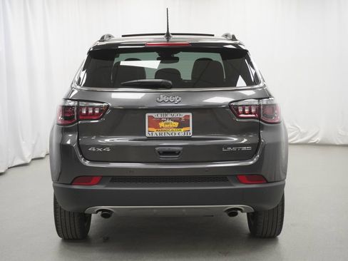 Used 2023 Jeep Compass Limited w/ Sun and Sound Group image 11