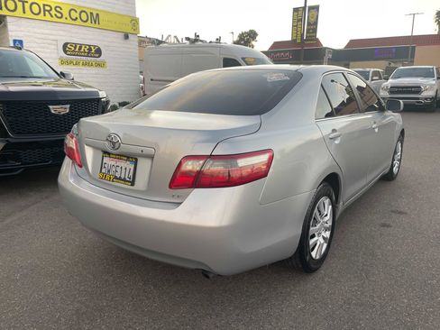 Used 2007 Toyota Camry LE image 3