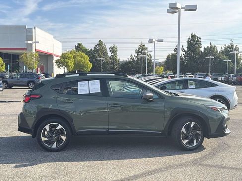 Used 2024 Subaru Crosstrek 2.5i Limited w/ Crosstrek Mirror Package AWD/4WD image 3