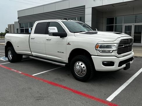 Used 2024 RAM 3500 Laramie w/ Sport Appearance Package AWD/4WD image 3