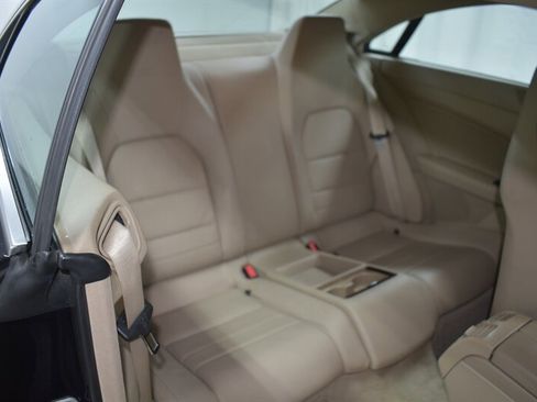 Used 2010 Mercedes-Benz E 350 Coupe image 23