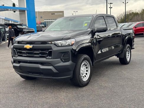 Used 2026 Chevrolet Colorado W/T w/ WT Convenience Package II image 7