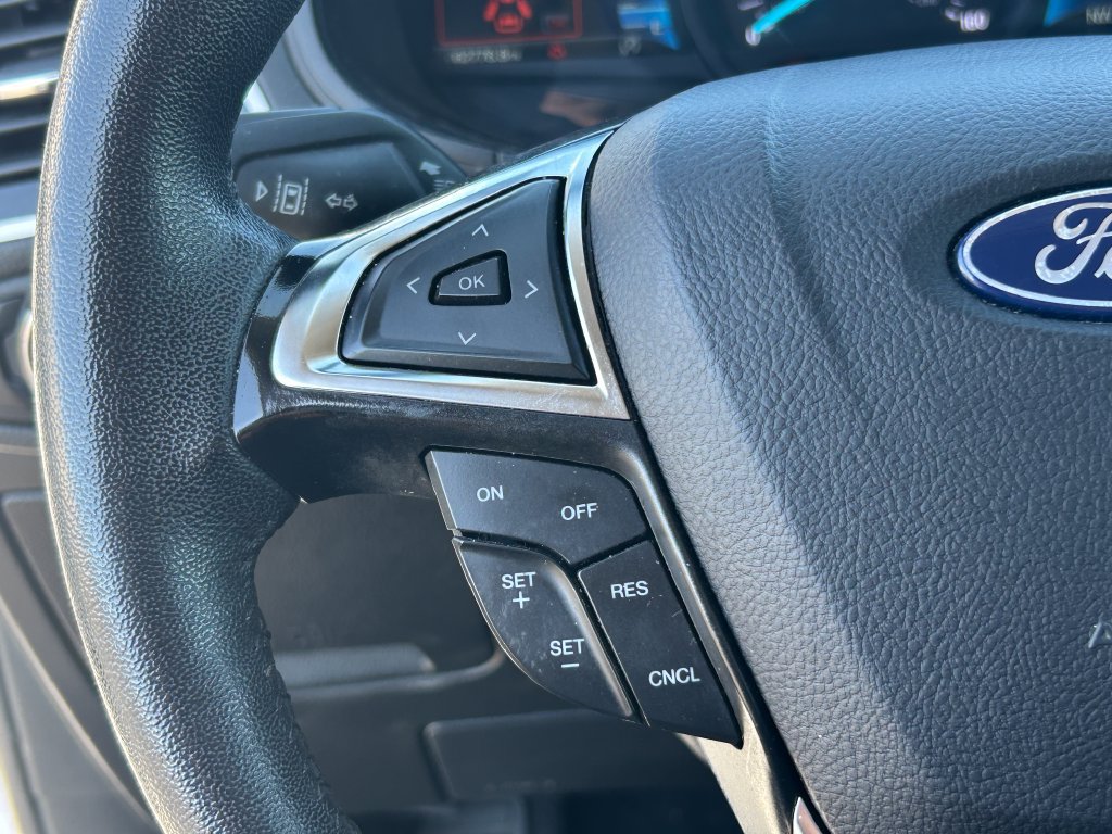 Used 2024 Ford Edge SEL AWD/4WD image 19
