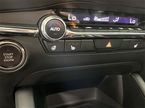 Certified 2025 MAZDA MAZDA3 2.5 Turbo Sedan w/Premium Plus image 28