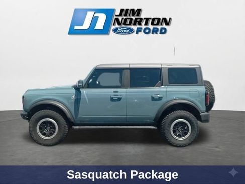 Used 2023 Ford Bronco Outer Banks w/ Sasquatch Package AWD/4WD image 6