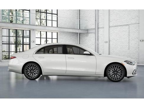 Certified 2022 Mercedes-Benz S 500 4MATIC image 15