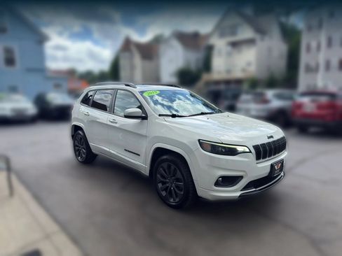 Used 2019 Jeep Cherokee High Altitude AWD/4WD image 2