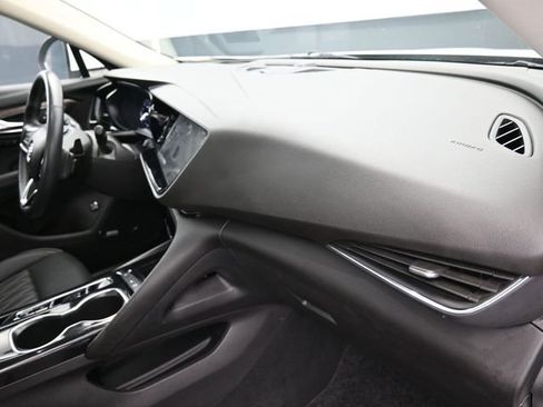 Used 2022 Buick Envision Avenir w/ Technology Package II image 42