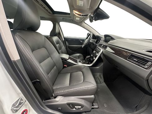 Used 2016 Volvo XC70 T5 Premier w/ Proximity Package image 20