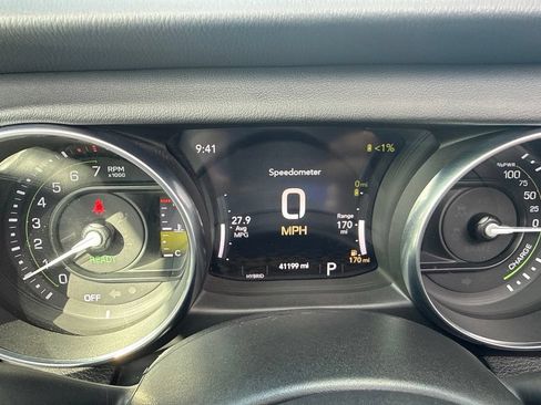 Used 2022 Jeep Wrangler Unlimited Sahara w/ Cold Weather Group AWD/4WD image 22