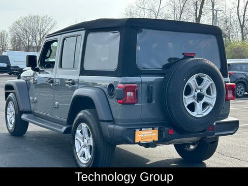 Used 2021 Jeep Wrangler Unlimited Sport AWD/4WD image 5
