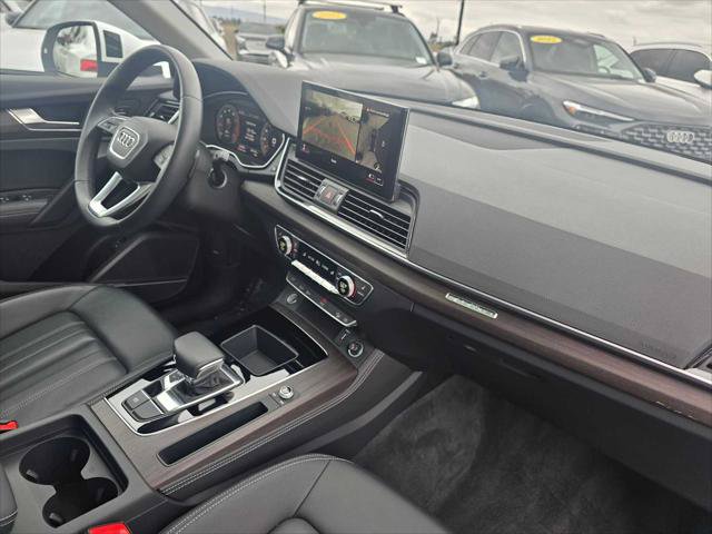 Used 2023 Audi Q5 2.0T Premium Plus w/ Premium Plus Package AWD/4WD image 11