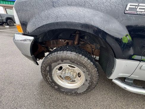 Used 2003 Ford F250 Lariat image 13